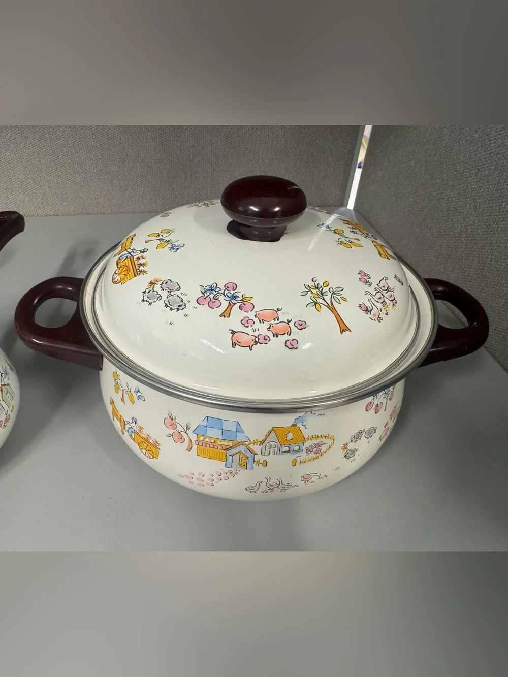 VTG Cottage Core Enamel Cookware Set of 2 Farmhouse Country Scene Pots W/ Lids